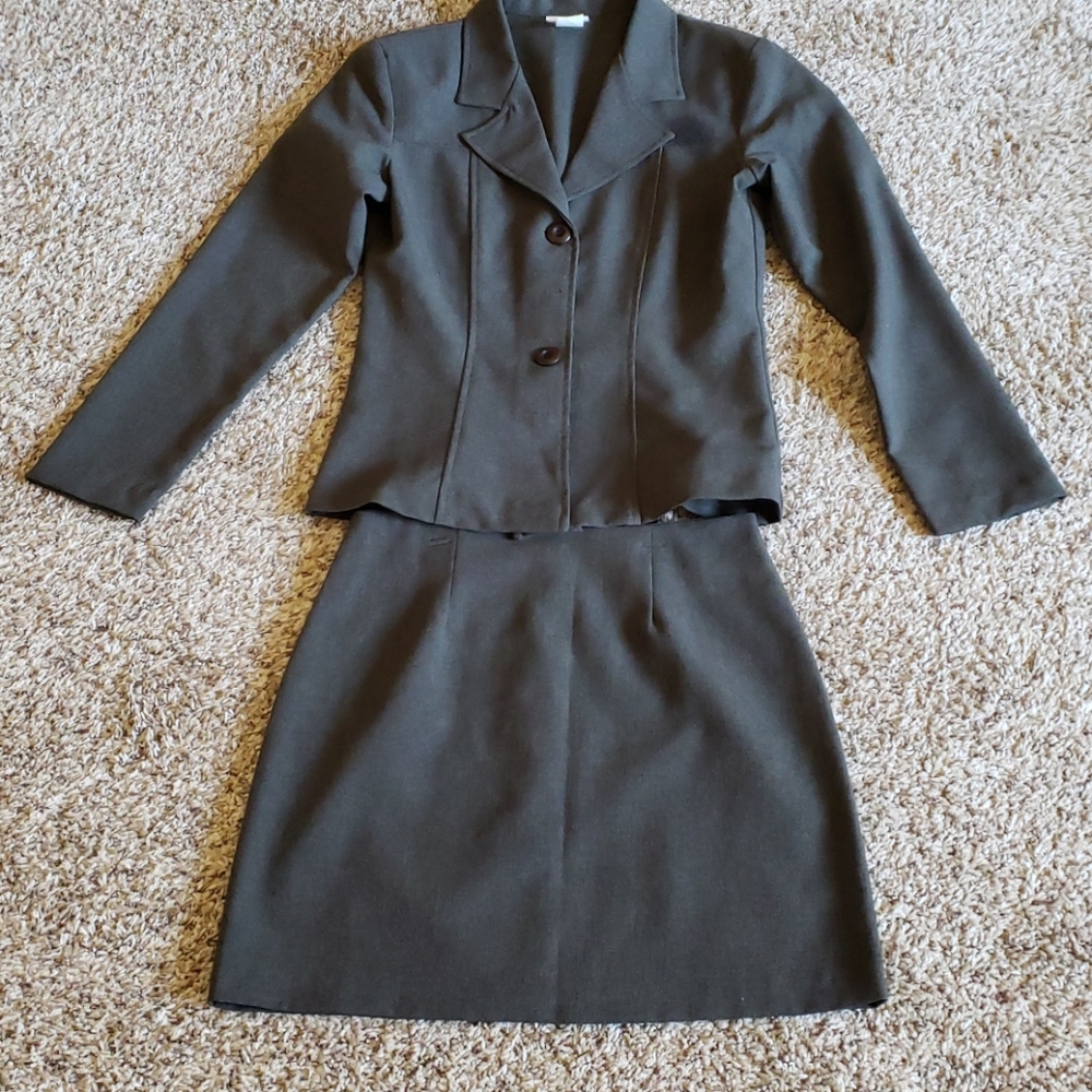 2 piece suit